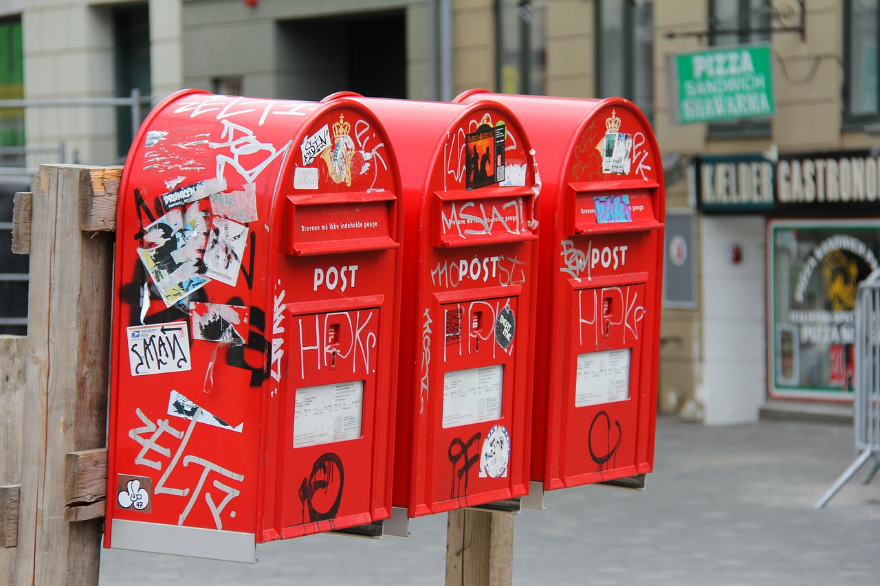 post box, letter boxes, red-239714.jpg